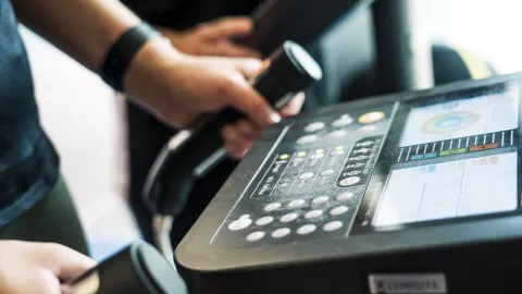 Hands on machine